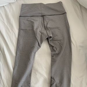 Lululemon cropped leggings